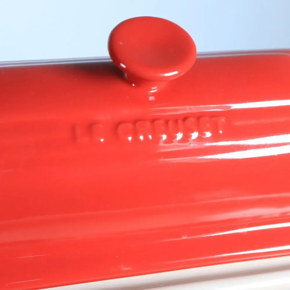 Le Creuset Cerise Red Covered Butter Dish Stoneware 2 Piece Set